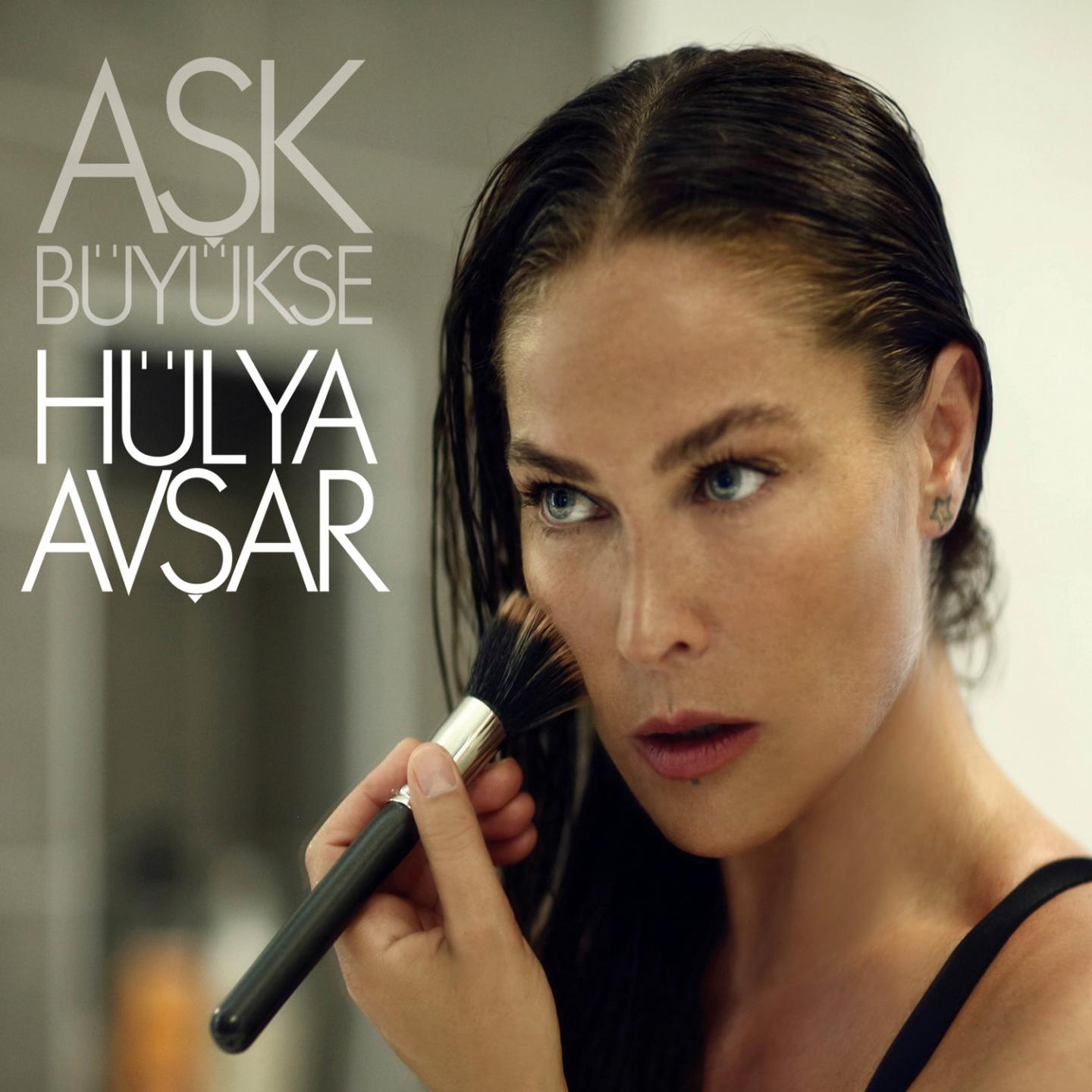 Постер альбома Aşk Büyükse