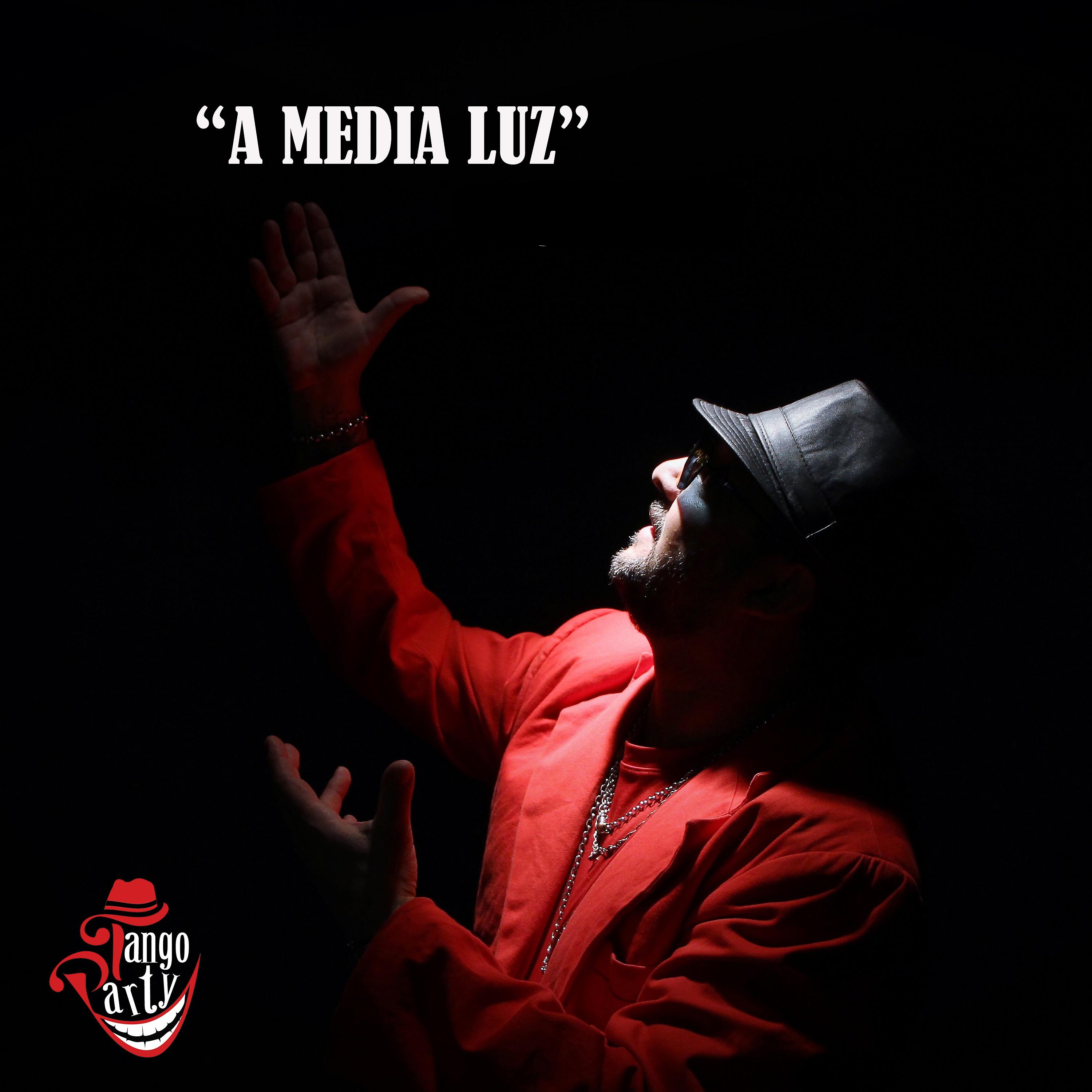 Постер альбома A Media Luz