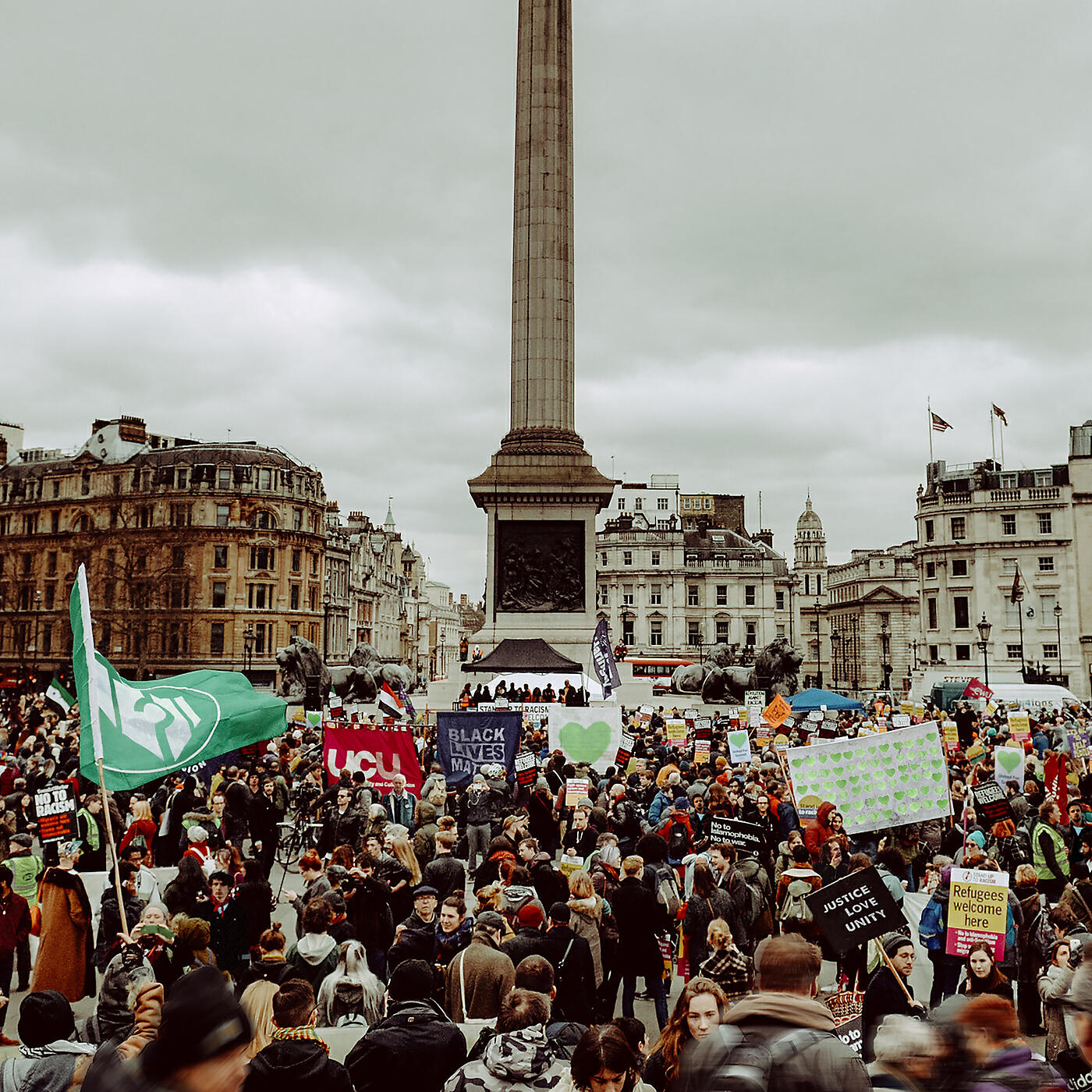 Mystery Jets - Wrong Side Of The Tracks