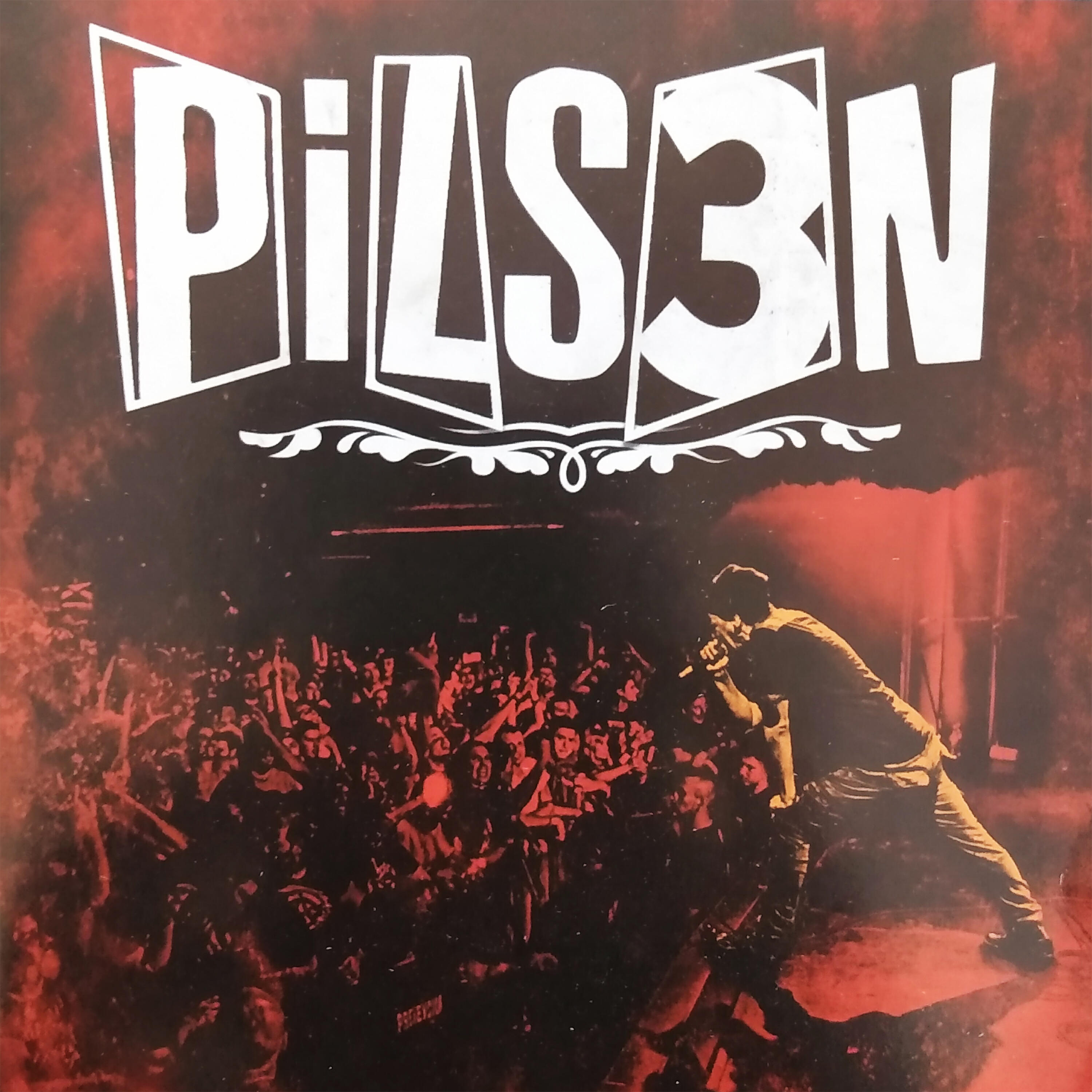 Pilsen - Cucarachas para el Desayuno (En Vivo)