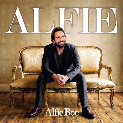 Alfie Boe - Empty Chairs At Empty Tables