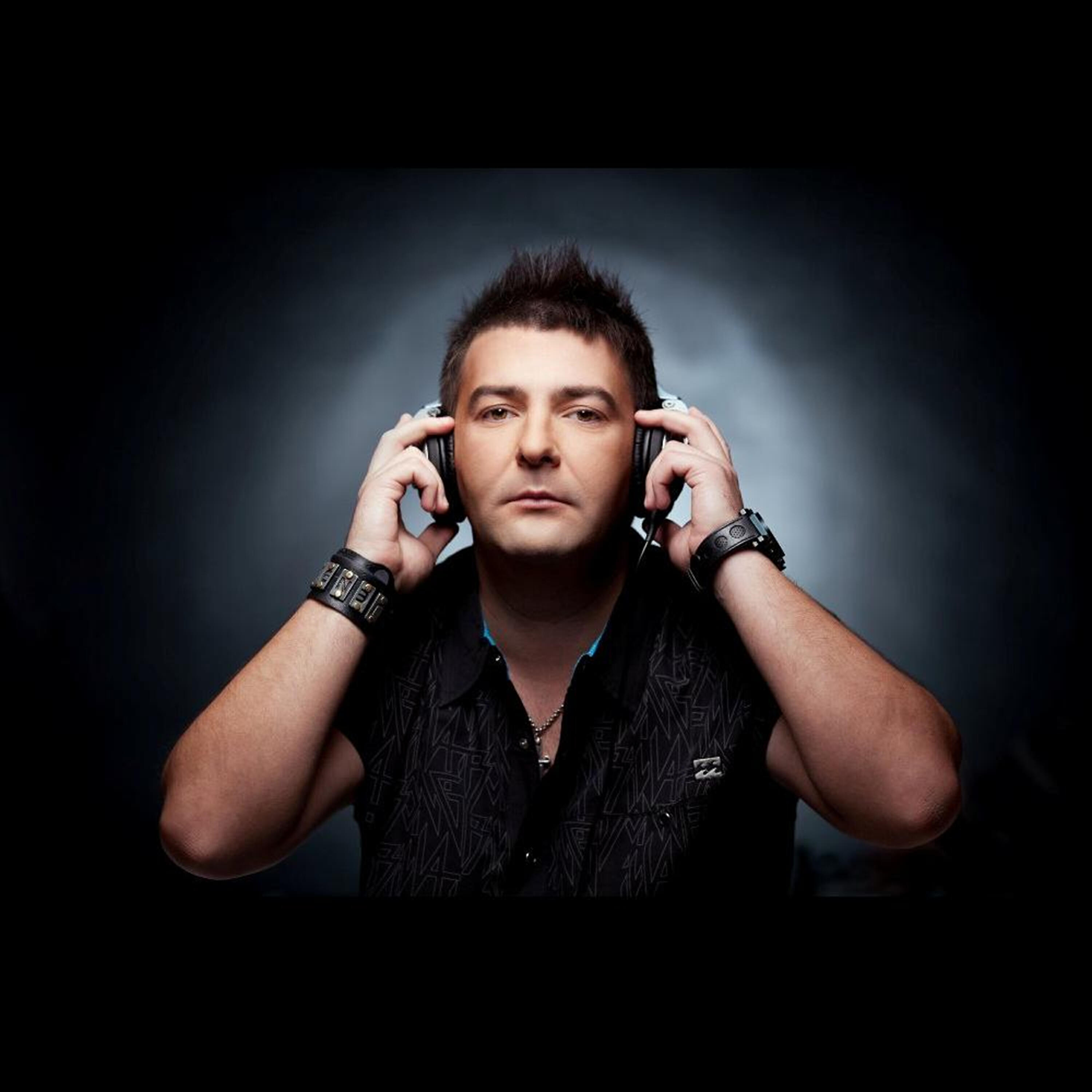 Mossano - Caramba (Extended Version)