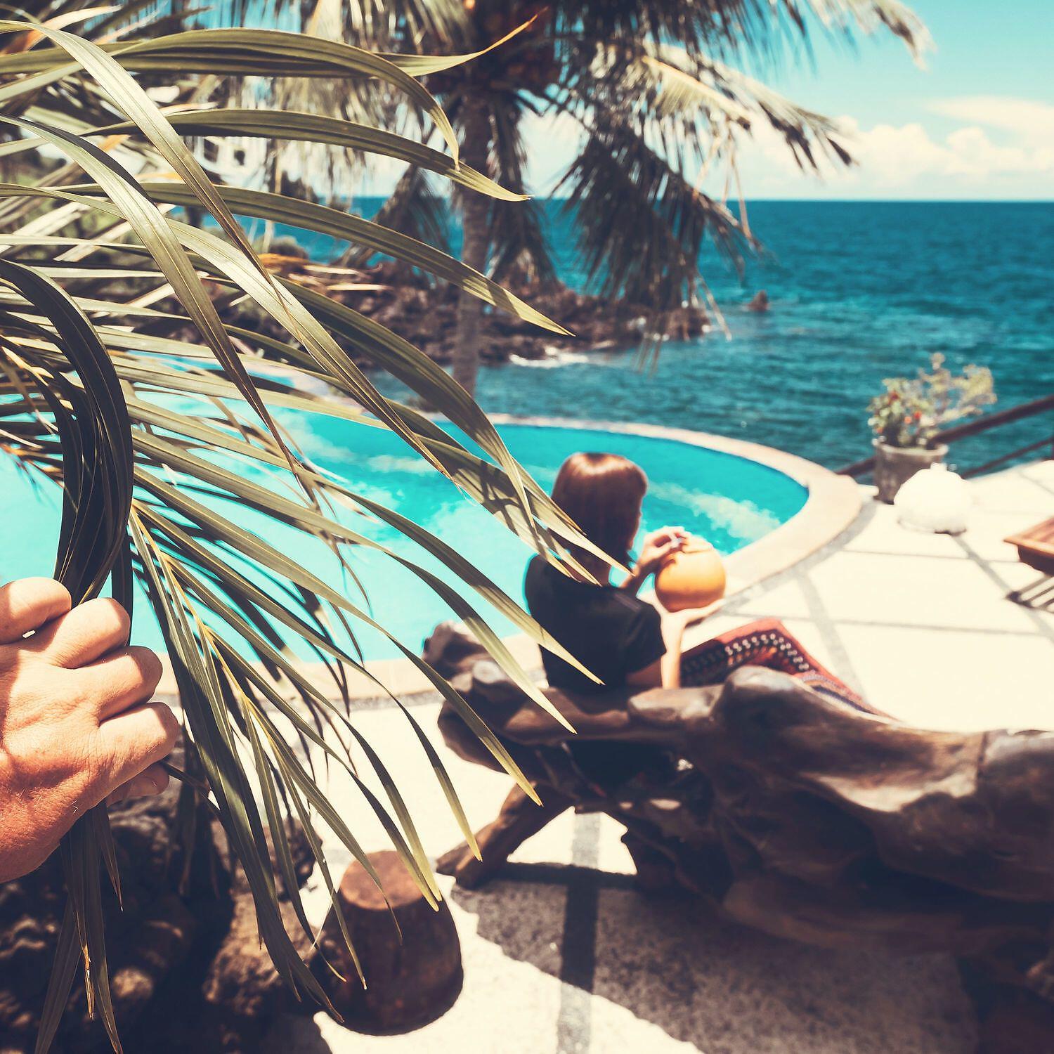 Peaceful rainfall noises for sleep - Lullaby rainfall sound for babies to sleep