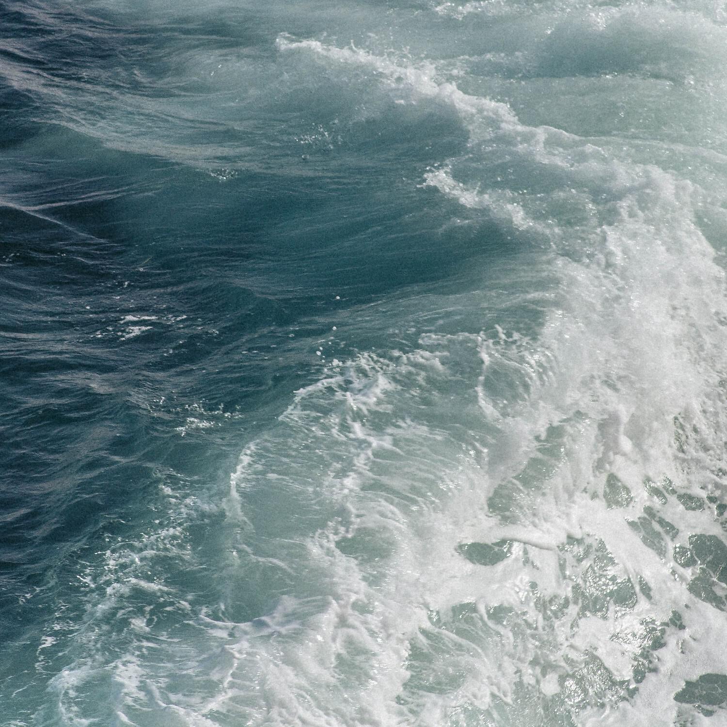 Clear Mind Ocean Sounds - Shushing Sound of Ocean