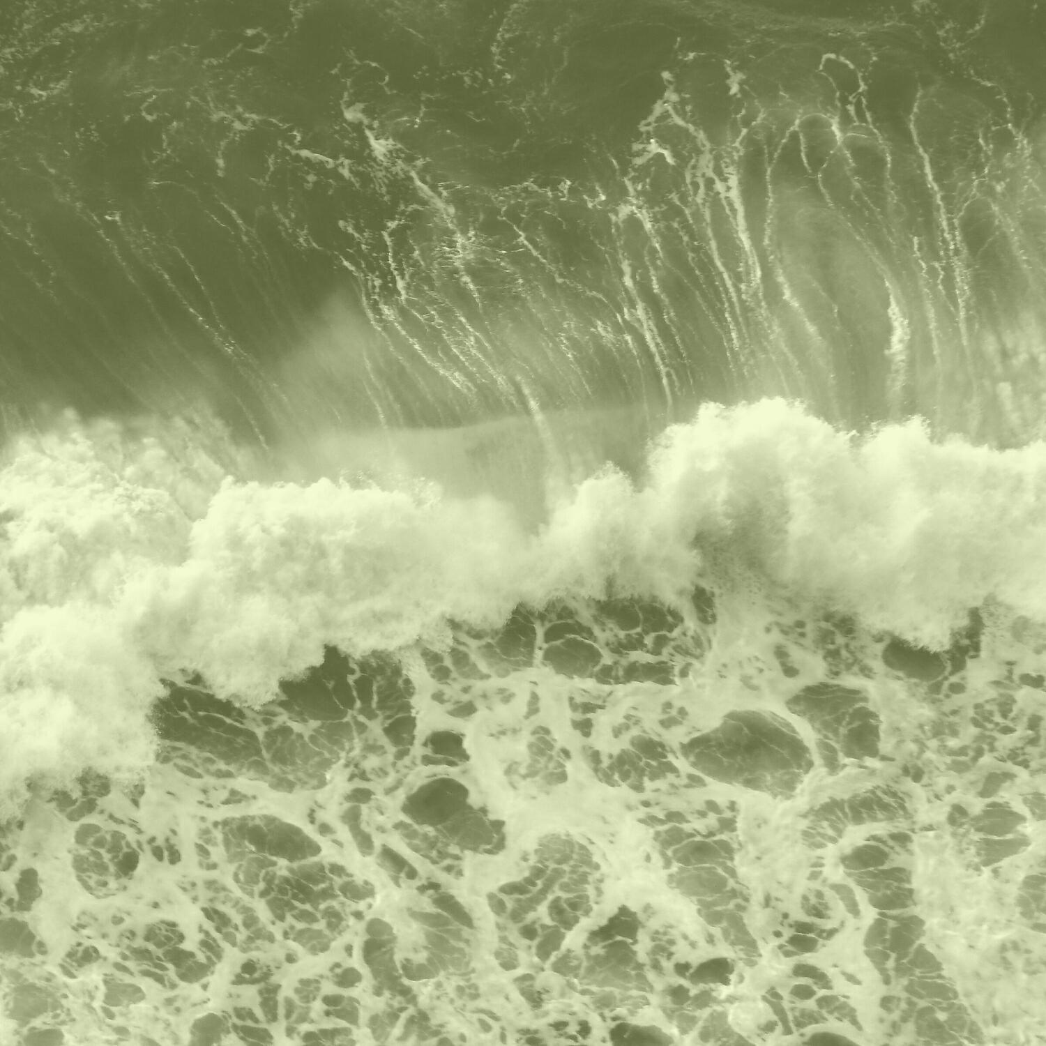 ASMR Ocean Waves Rhythms - Laid-back Ambiance for Crashing Waves