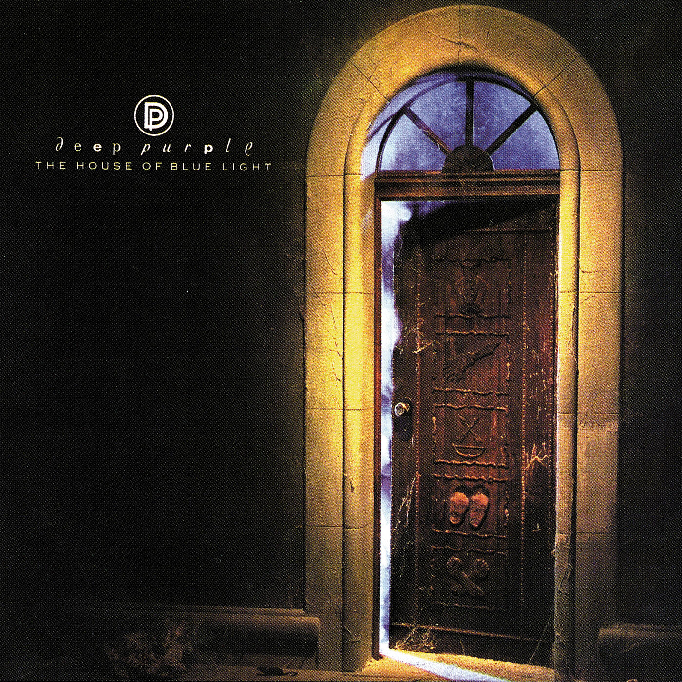 The blue light. Deep Purple the House of Blue Light. Deep Purple дом голубого света. Deep Purple 1987 the House of Blue Light CD. Deep Purple дом голубого света пластинка.