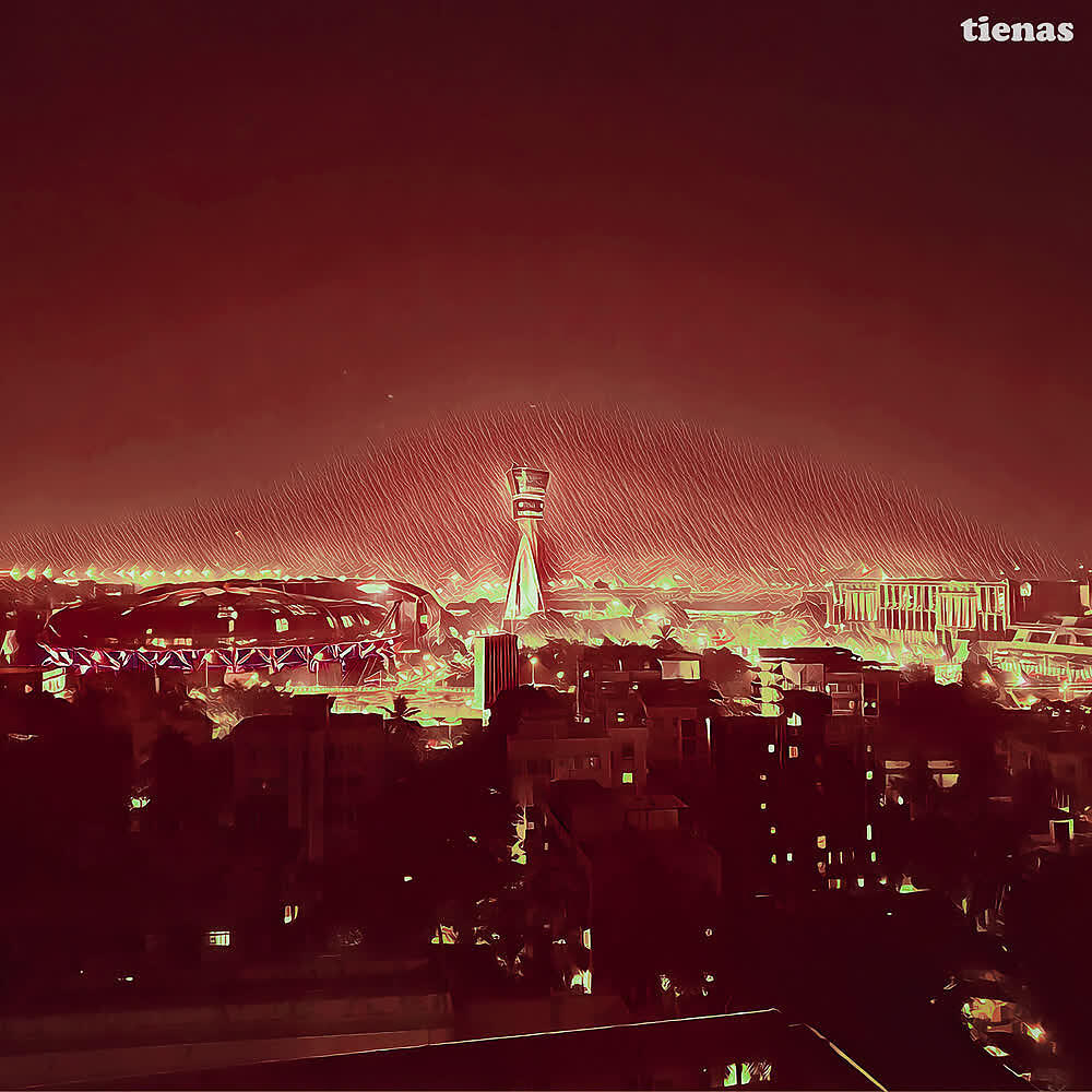Tienas - She Moves in the Dark