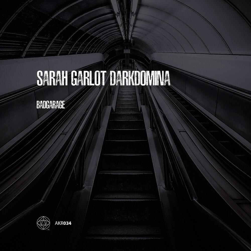 SARAH GARLOT DARKDOMINA - Darkdomina