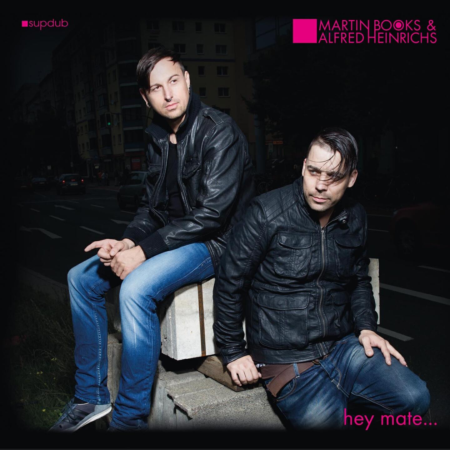 Martin Books, Alfred Heinrichs - Maria