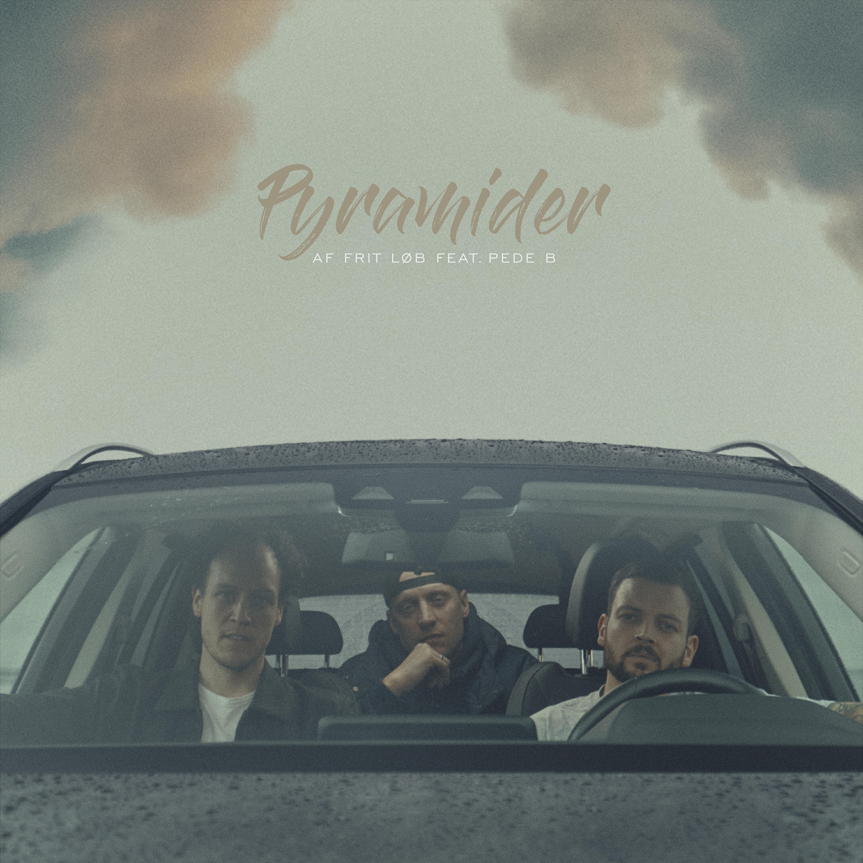 Pede B - Pyramider