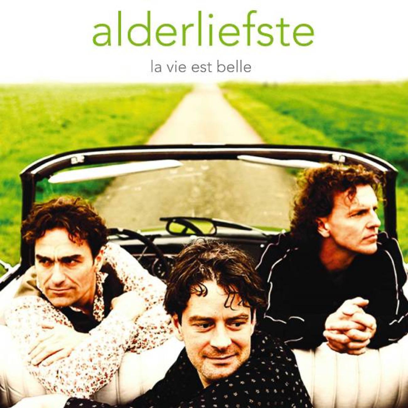 Постер альбома La vie est belle