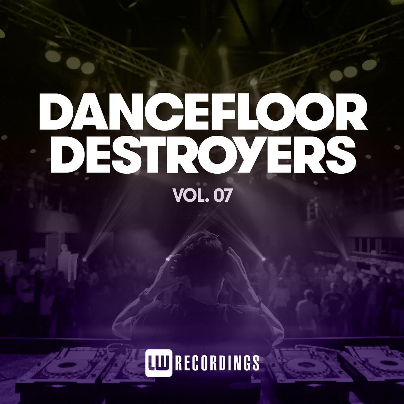 Brooke Lee - Moth To A Flame (Extended Mix)