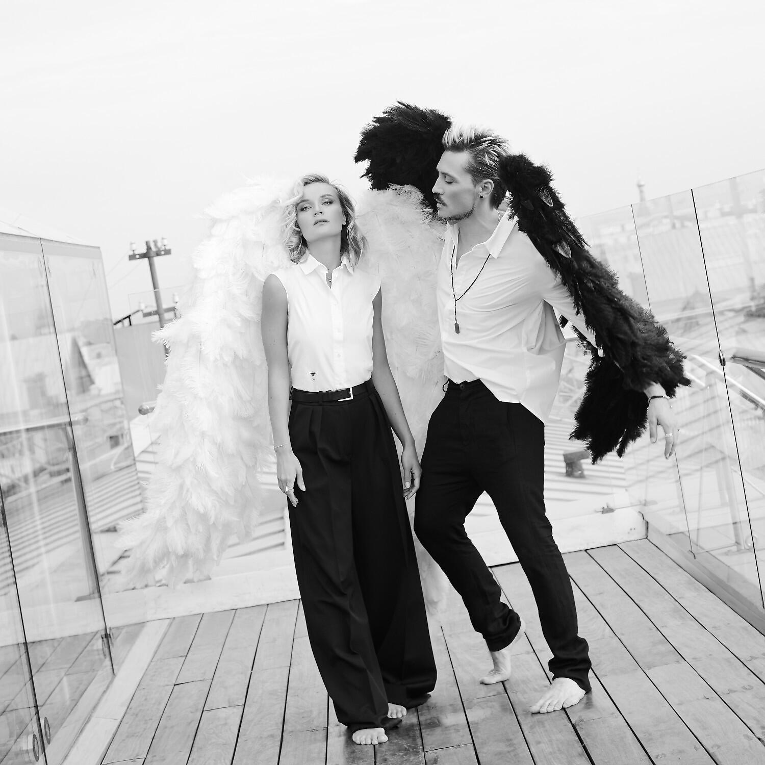 Полина Гагарина - слушать песни исполнителя онлайн бесплатно