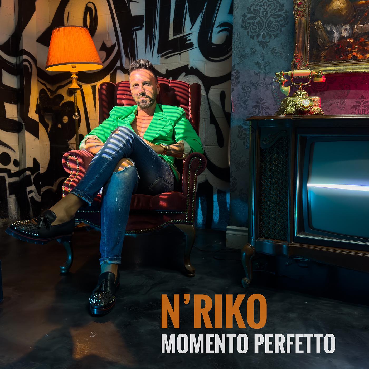 Постер альбома Momento Perfetto