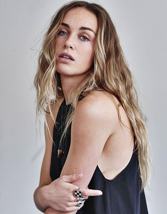 Zella Day все песни в mp3