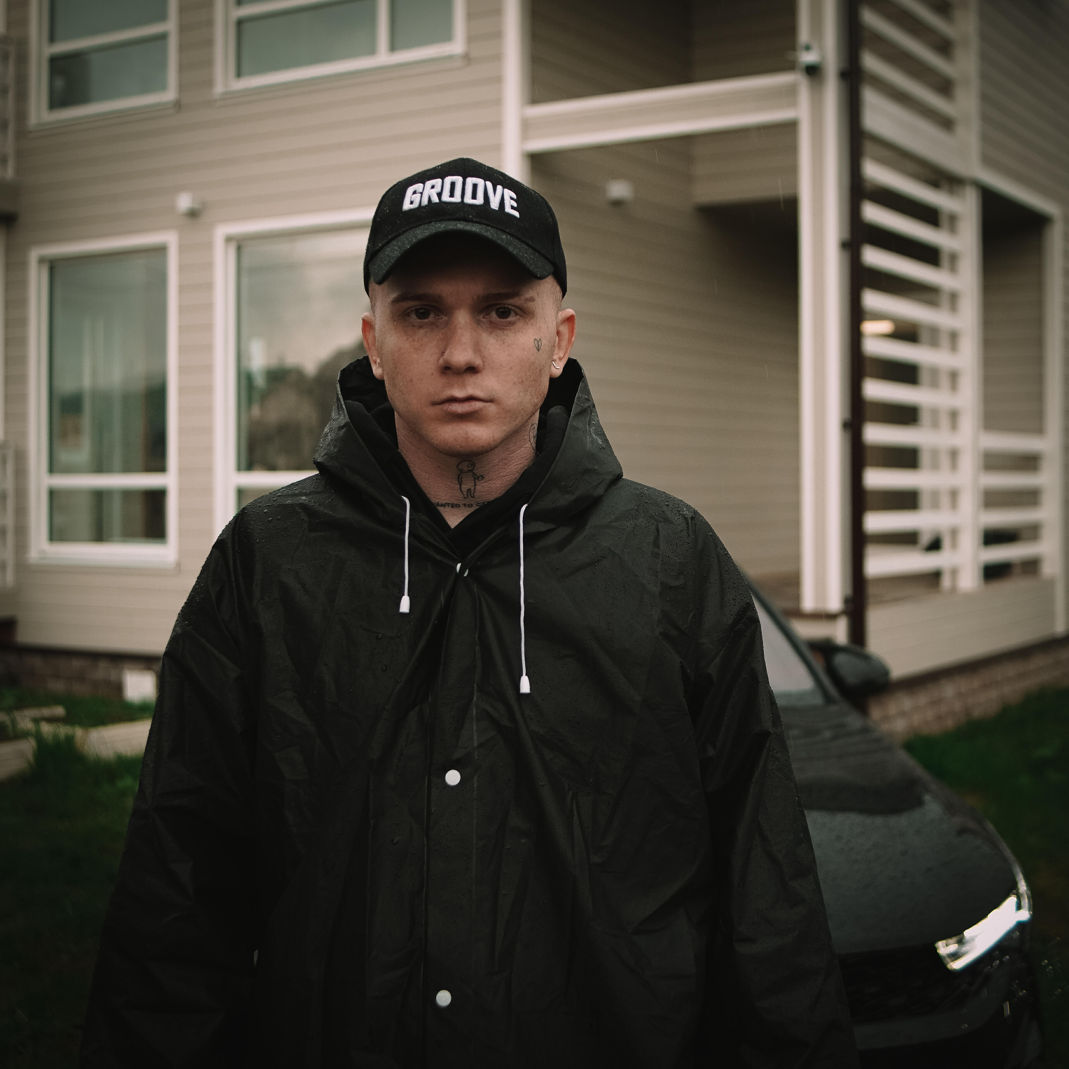 Альбом Люблю и ненавижу 2 исполнителя Groove