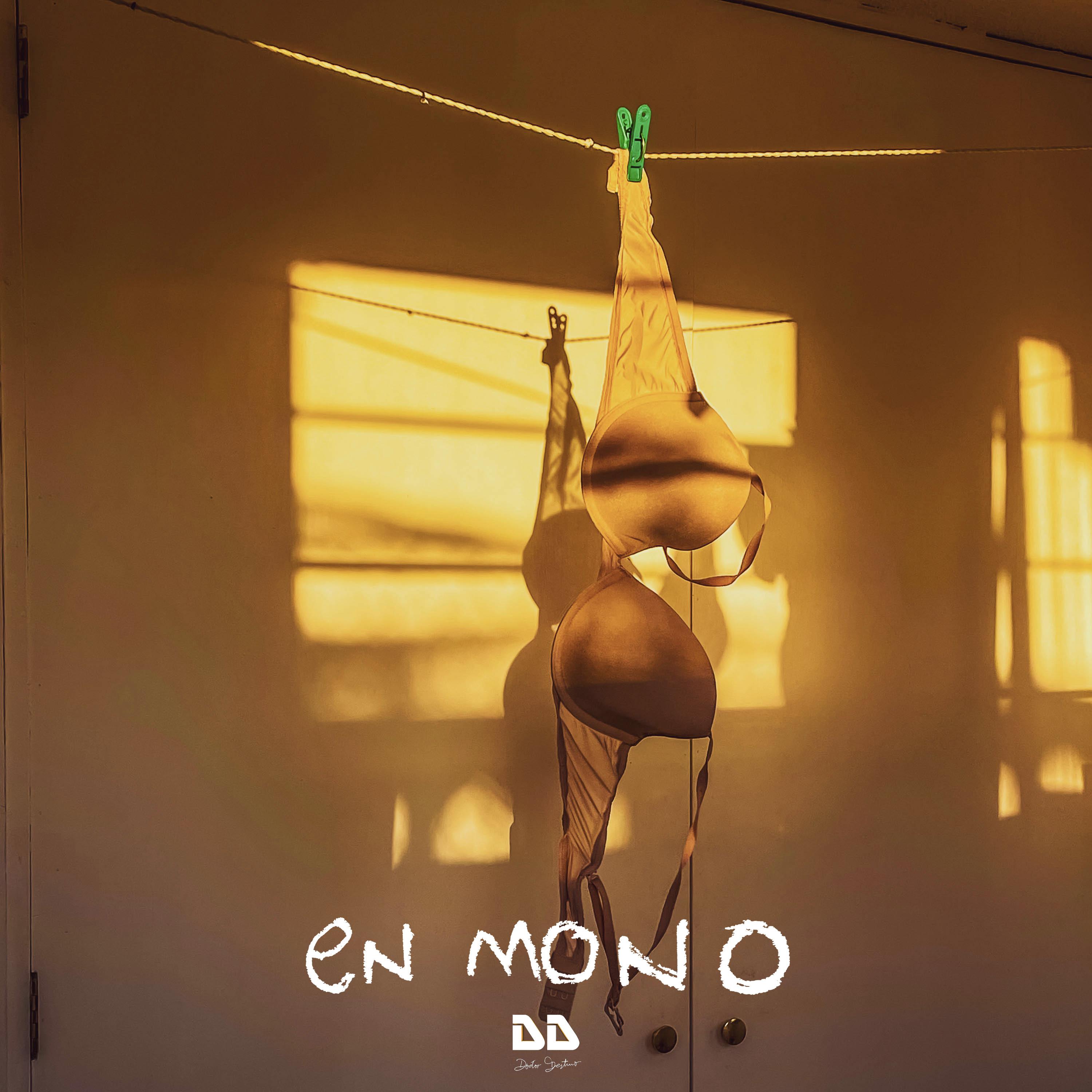 Постер альбома En Mono