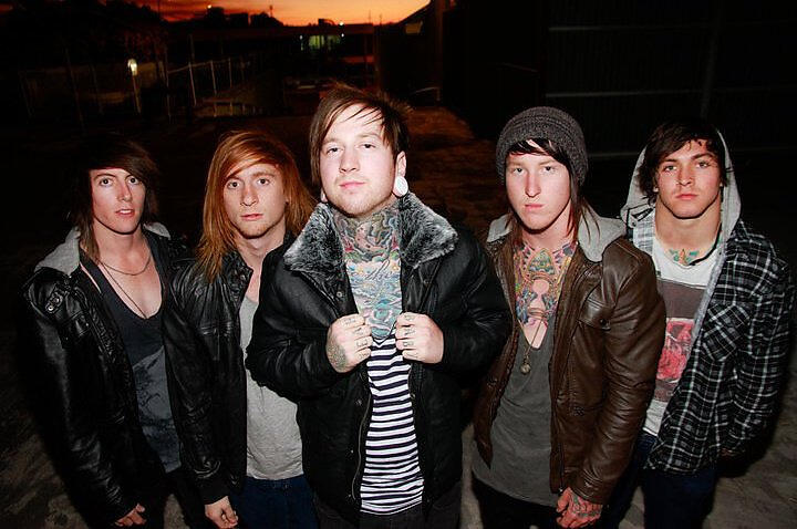 Saints Alight все песни в mp3