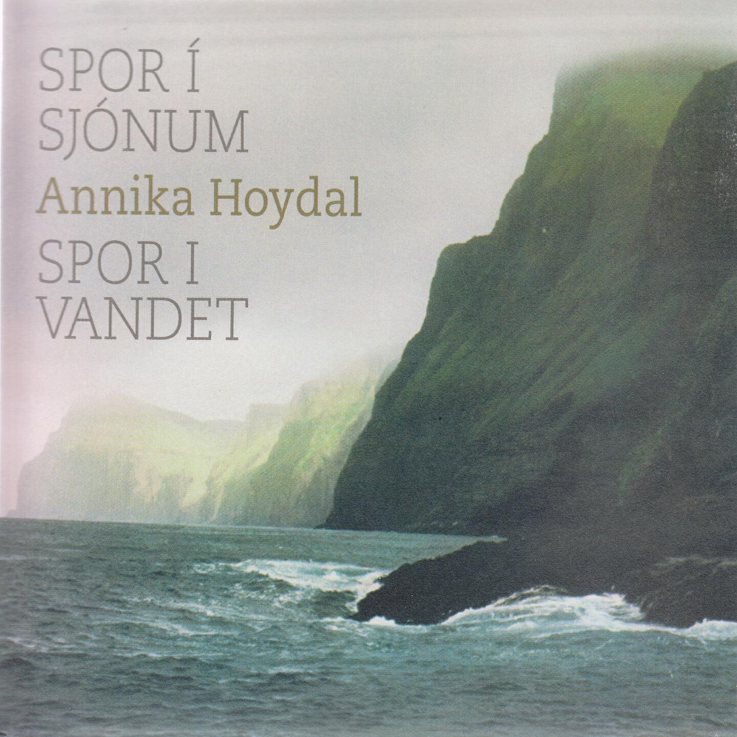 Annika Hoydal - Útlegd