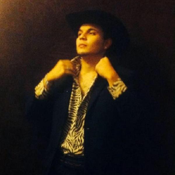 El Elegante H9 - El Heredero