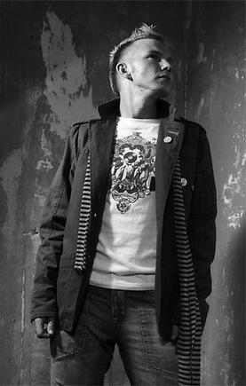 Б тома. Tommy Rington. Tommy b