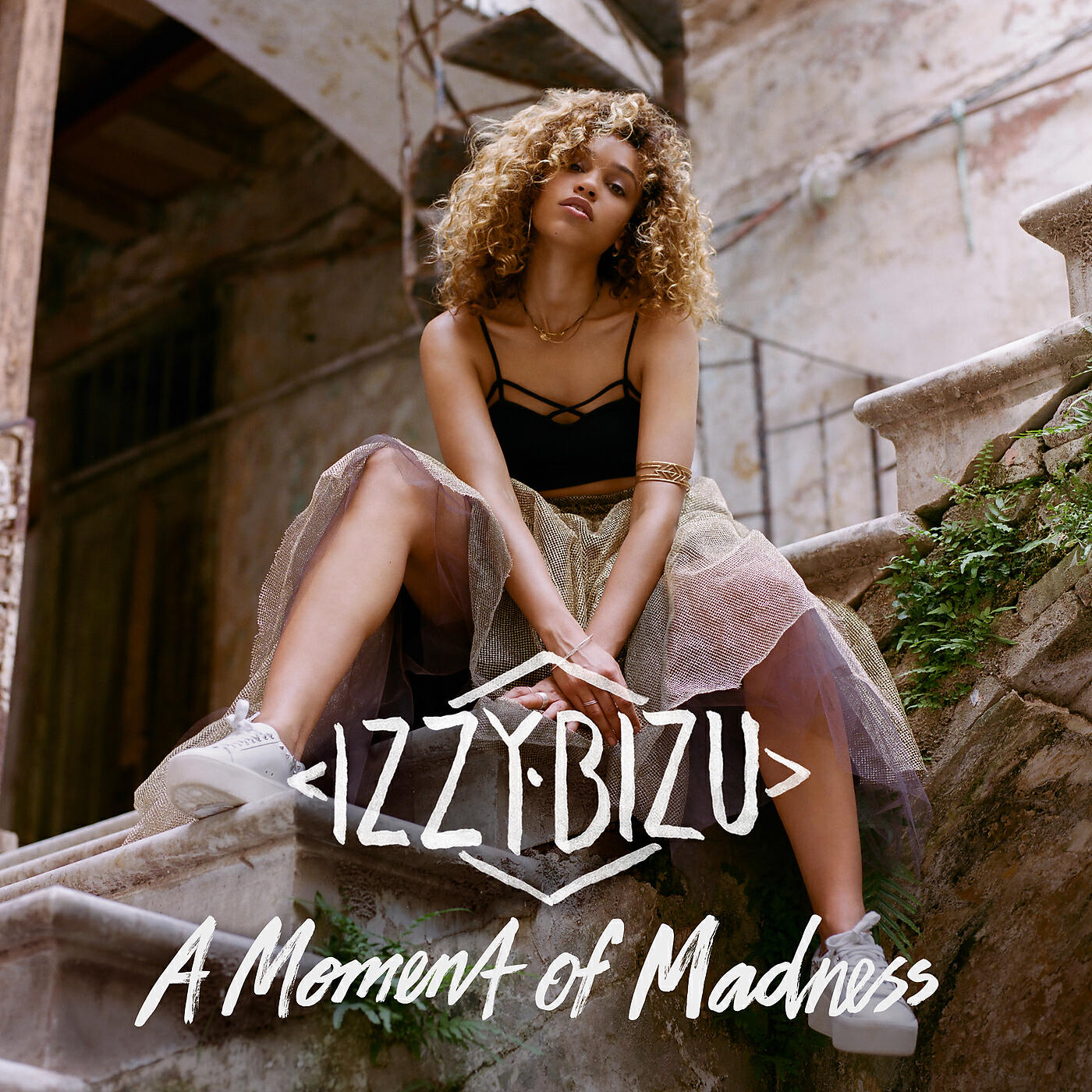 Izzy Bizu - White Tiger