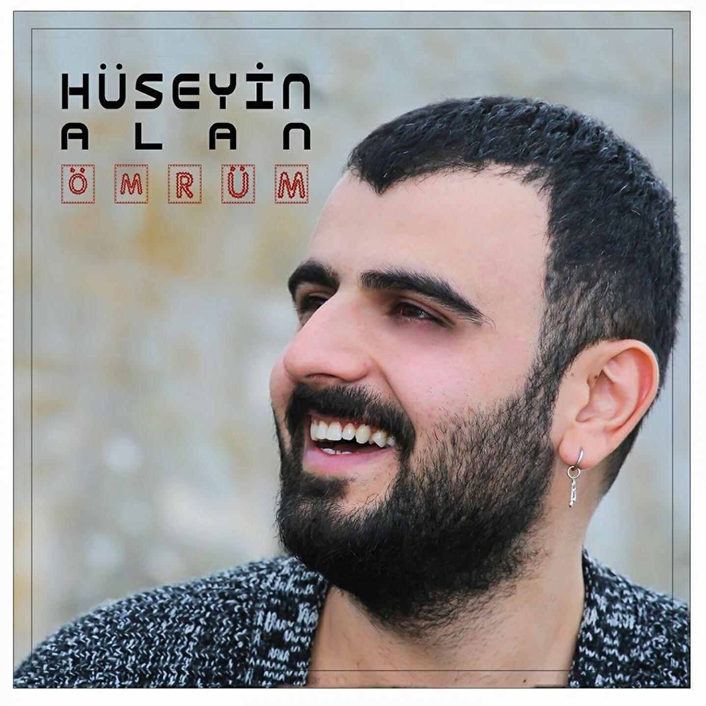 Hüseyin Alan - Evlerinin Önü (U.H.)