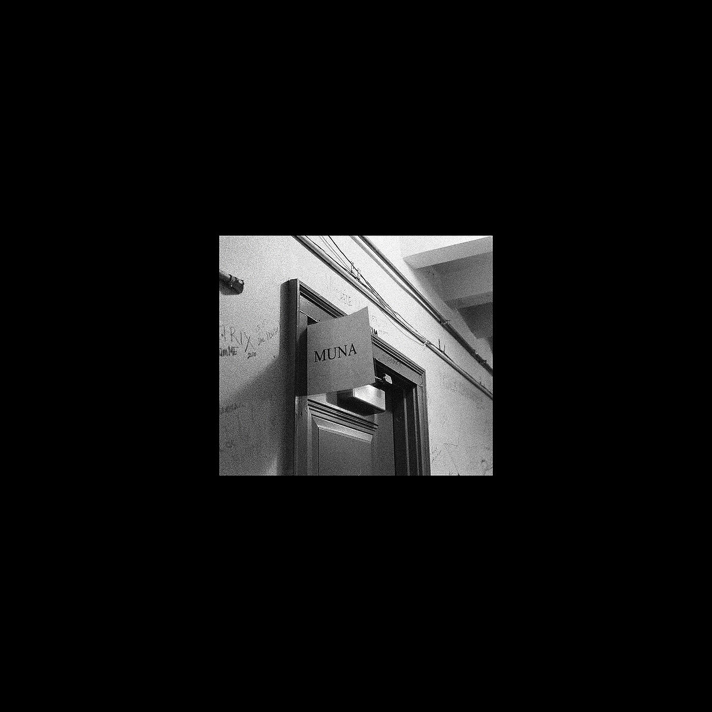 MUNA - I Know A Place (Acoustic)