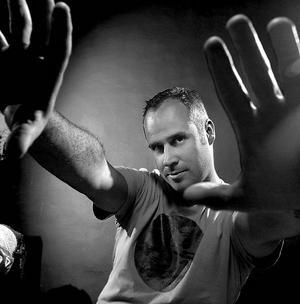 Синергия двух сердец. Mutate christian smith. Mutate christian smith. Christian smith tronic podcast 485. Mutate christian smith.