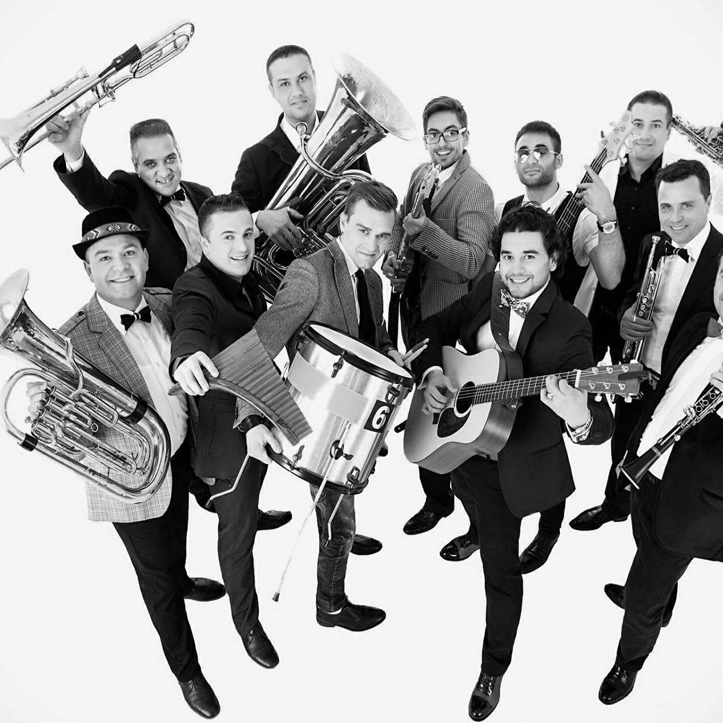 Gica Petrescu - La Circiuma De La Drum