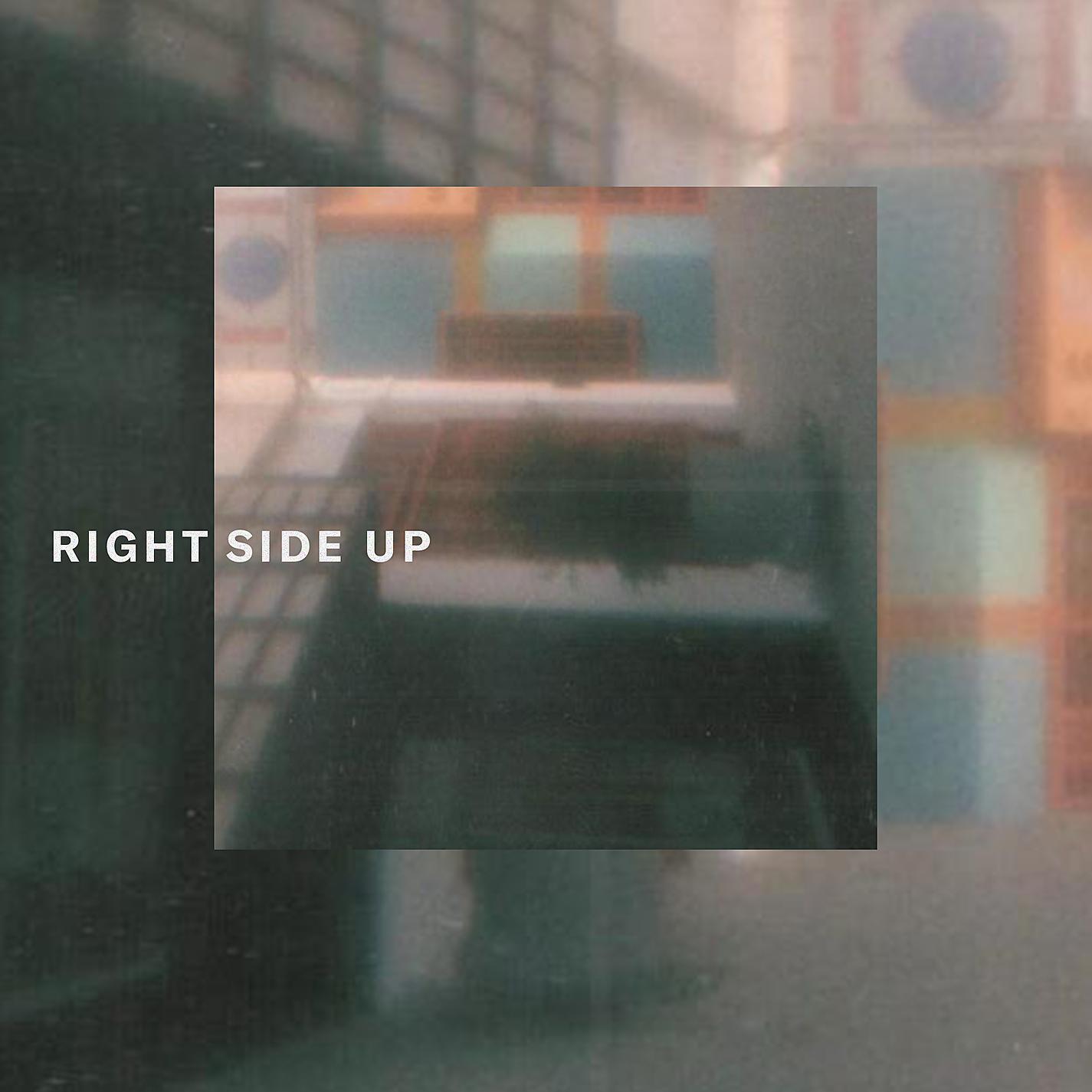 Постер альбома Right Side Up (feat. Manila Killa & Sophia Black)