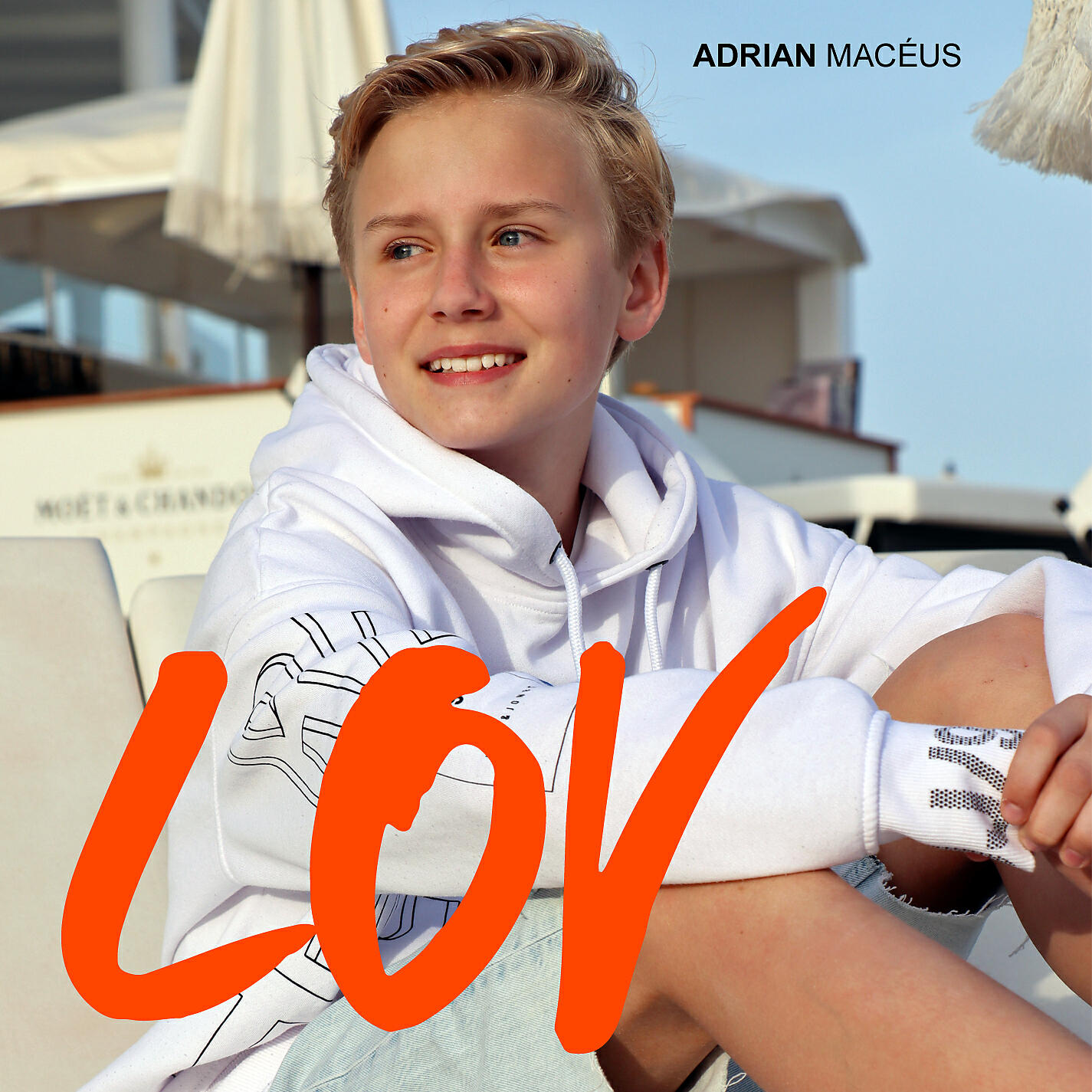 Adrian Macéus - Lov