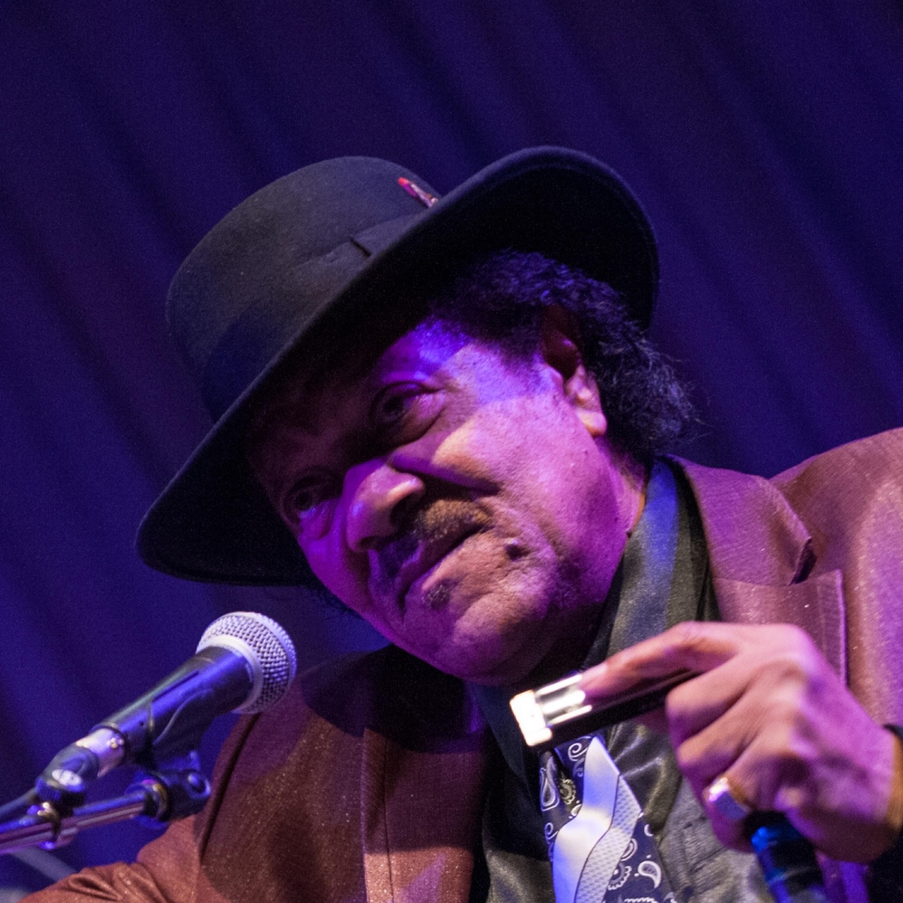 Boo Boo Davis - Back Door Man