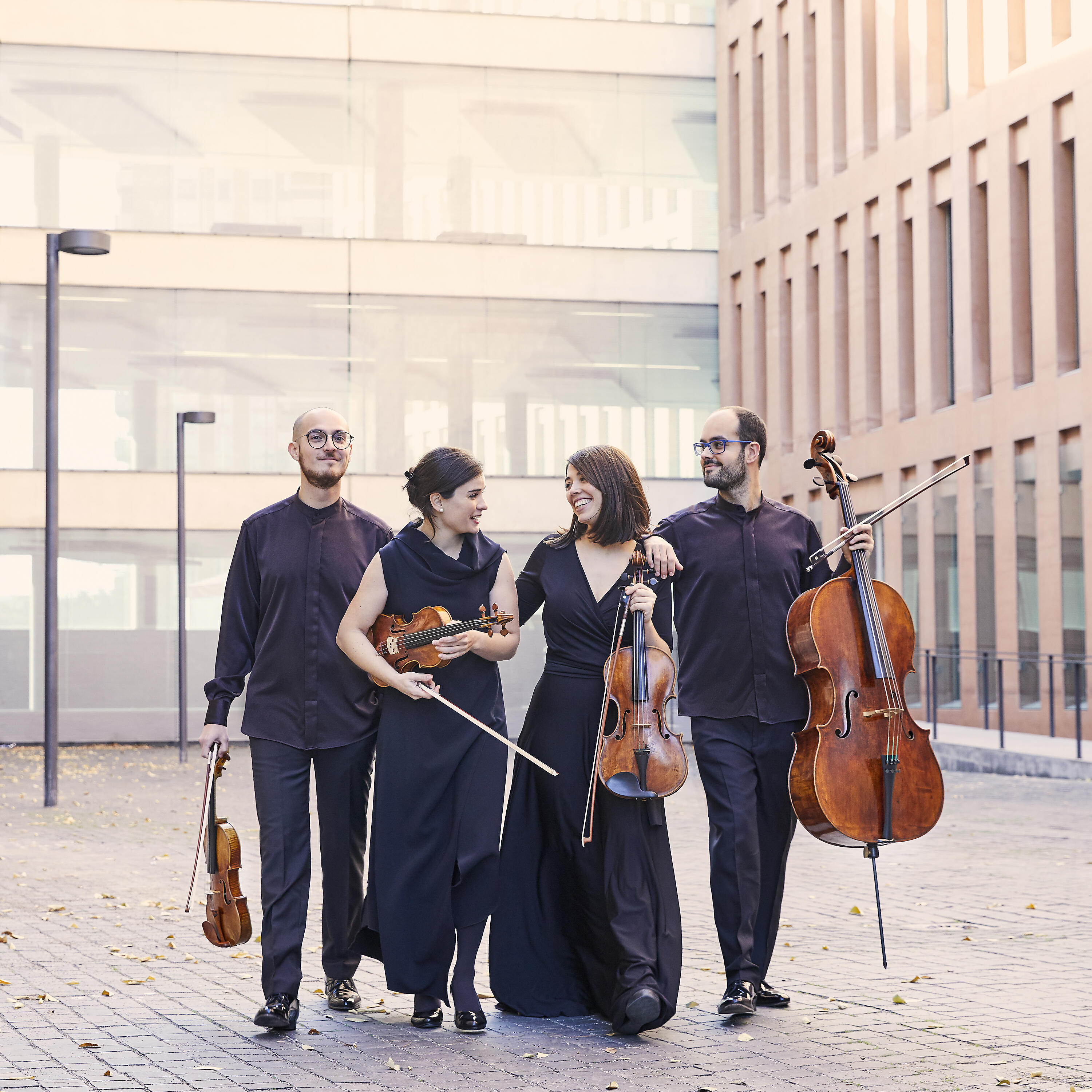 Cosmos Quartet - String quartet in E b Major, Op. 64 n. 6: III - Menuet