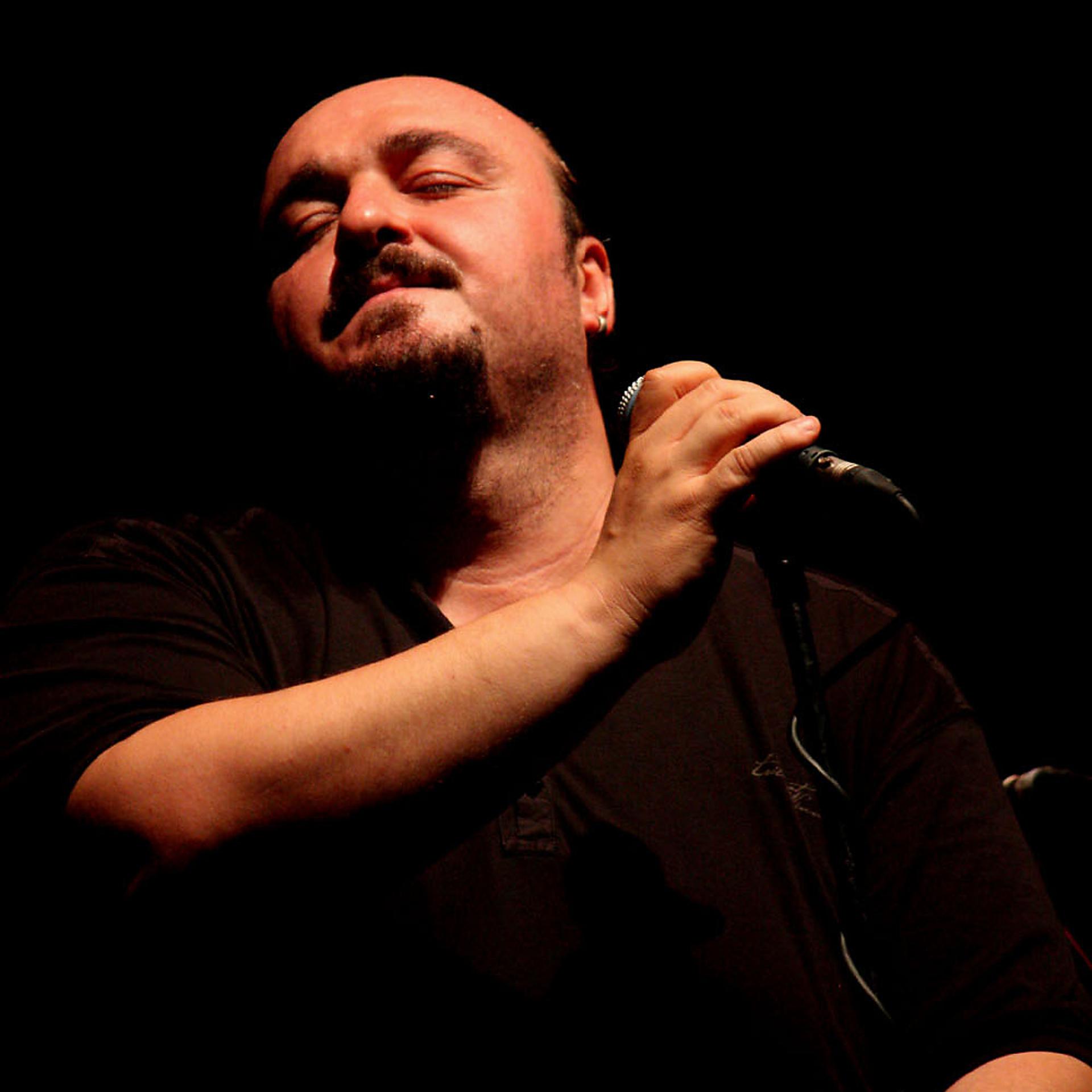 Erdal Bayrakoğlu - фото