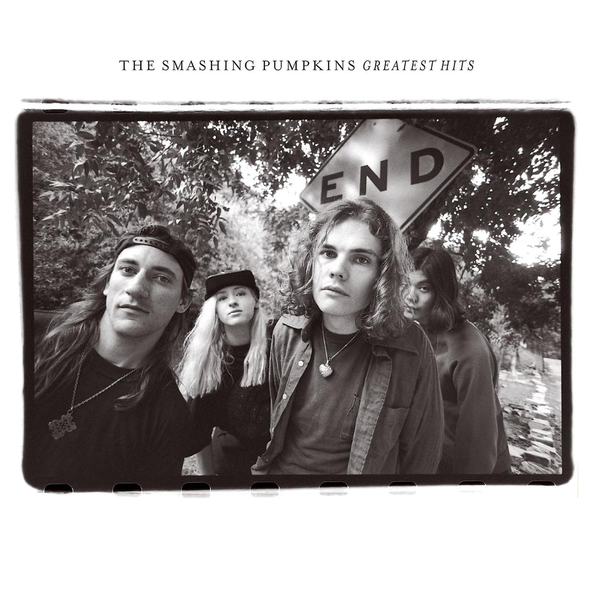 Постер альбома (Rotten Apples) The Smashing Pumpkins Greatest Hits