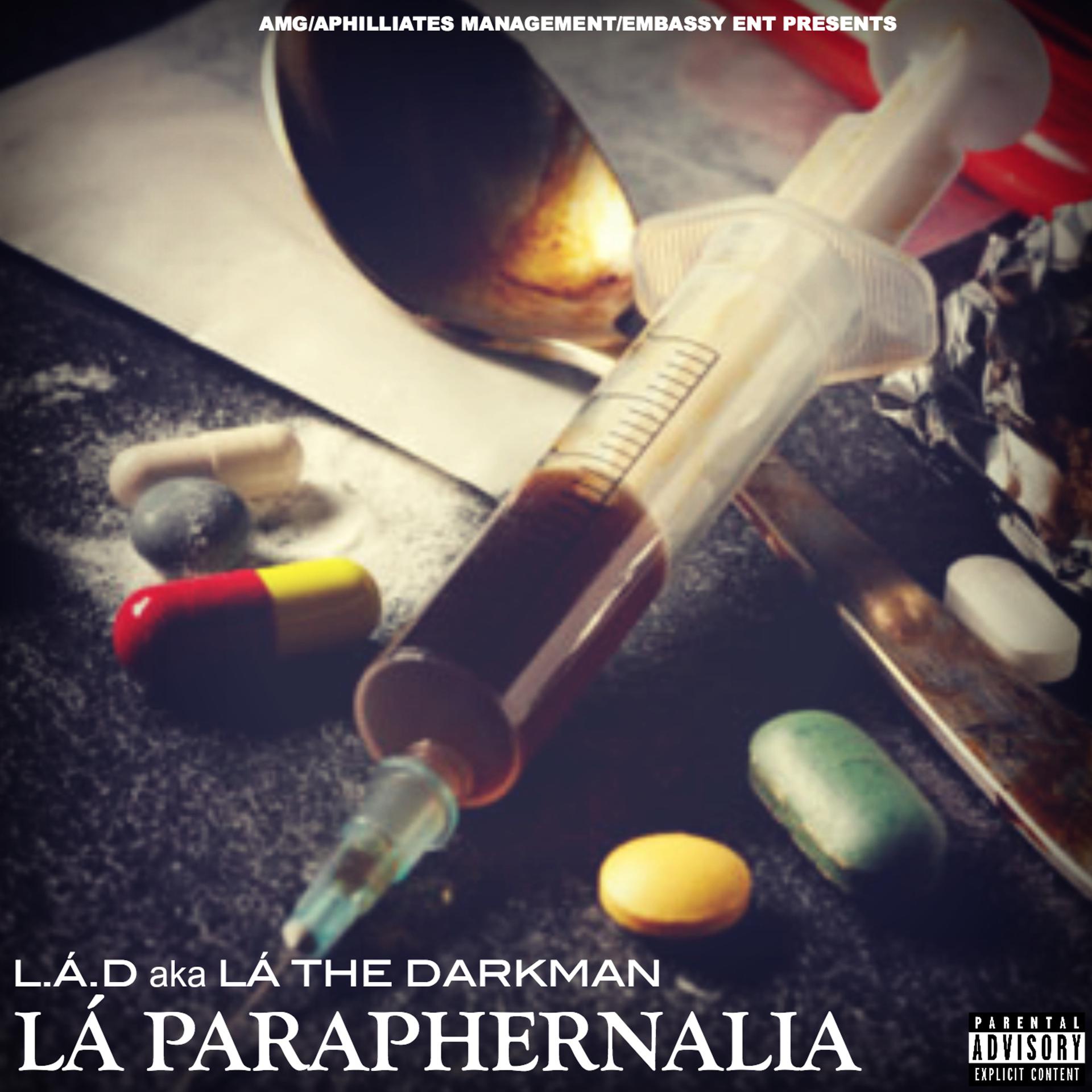 Постер альбома La Paraphernalia