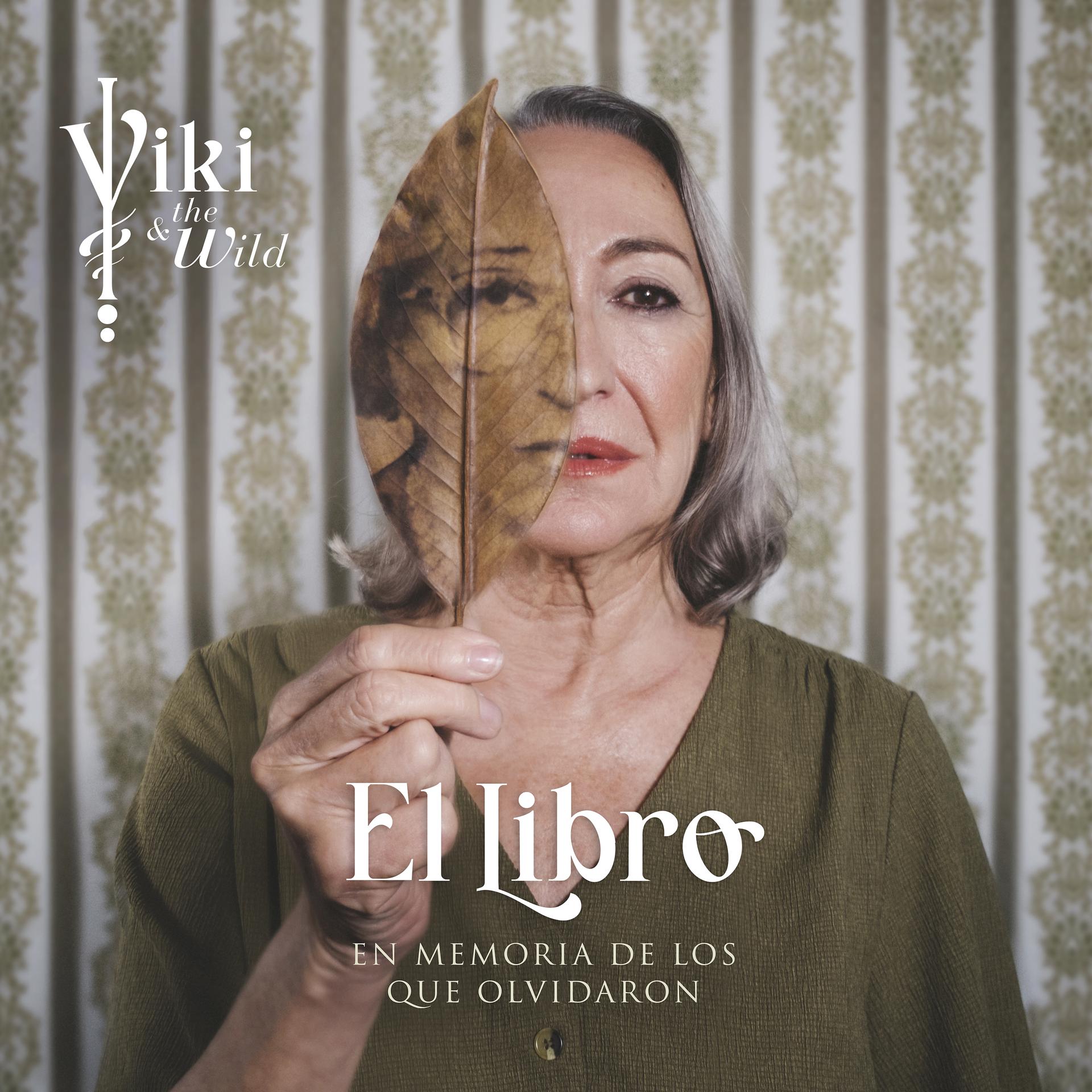 Постер альбома El Libro