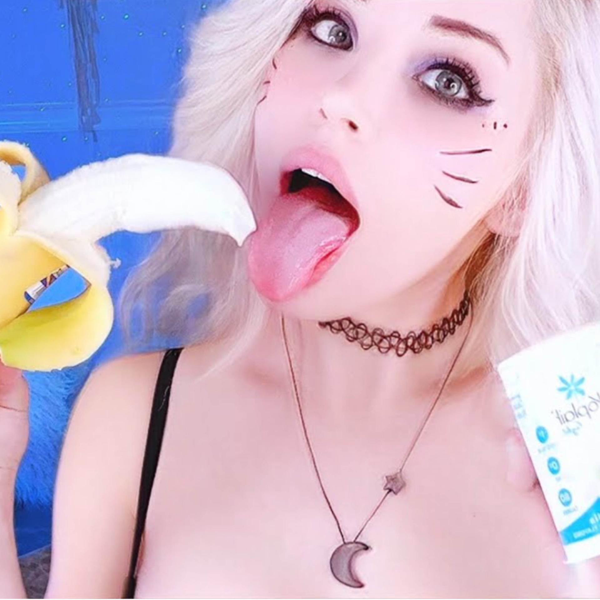Постер альбома ASMR Banana + Yogurt Eating Mukbang